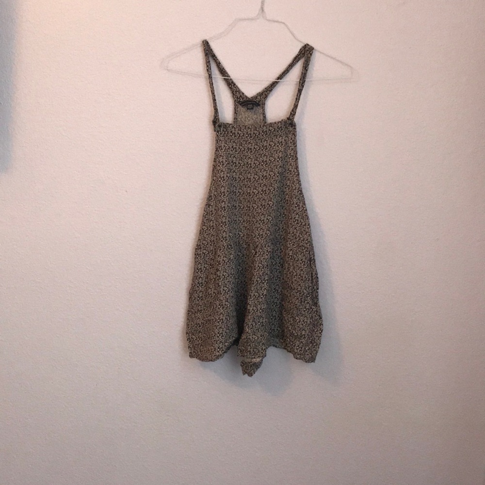 American Eagle floral flowy overalls